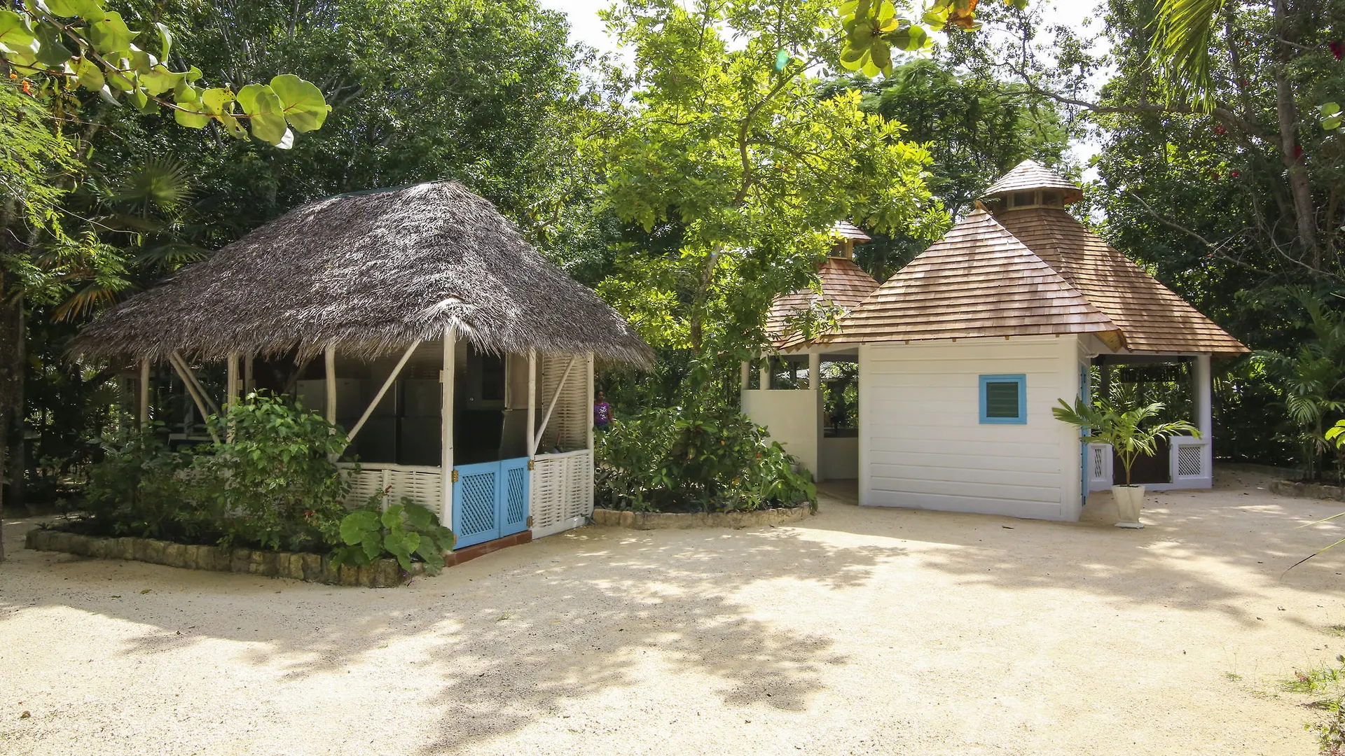 Tingalayas Retreat Hotel Negril