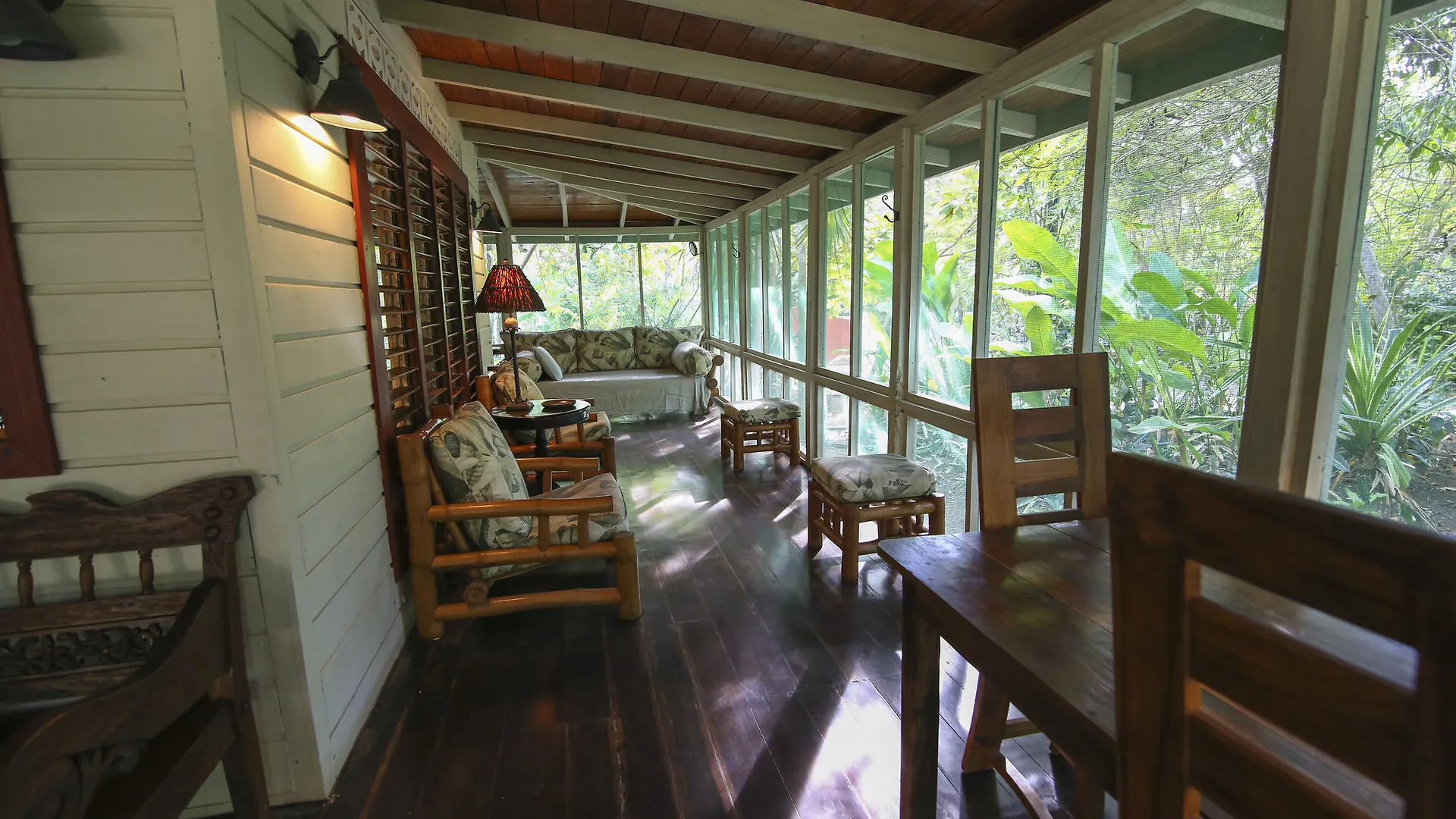 Tingalayas Retreat Hotel Negril